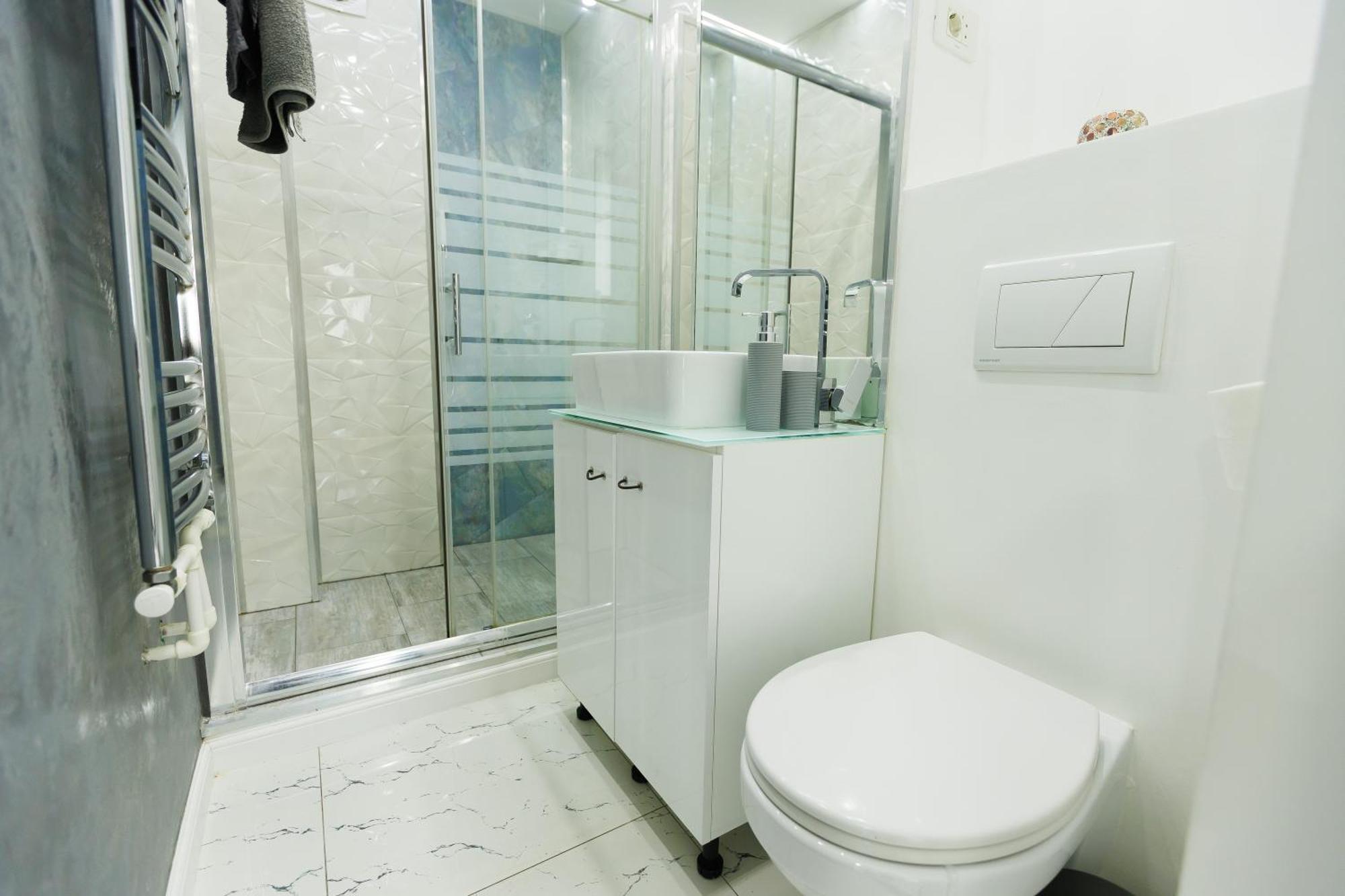 Archi'S Apartament Galaţi Екстериор снимка