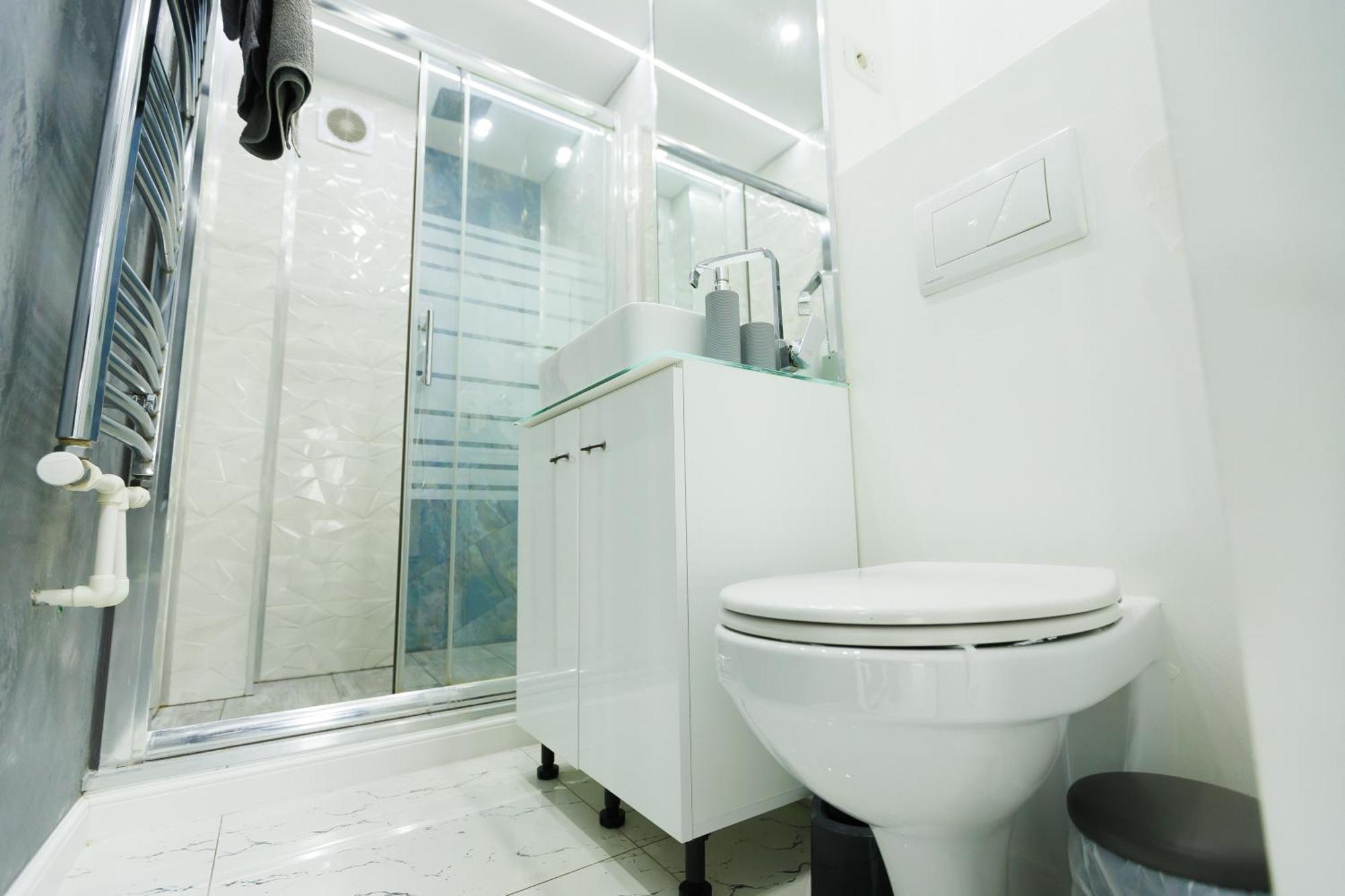 Archi'S Apartament Galaţi Екстериор снимка