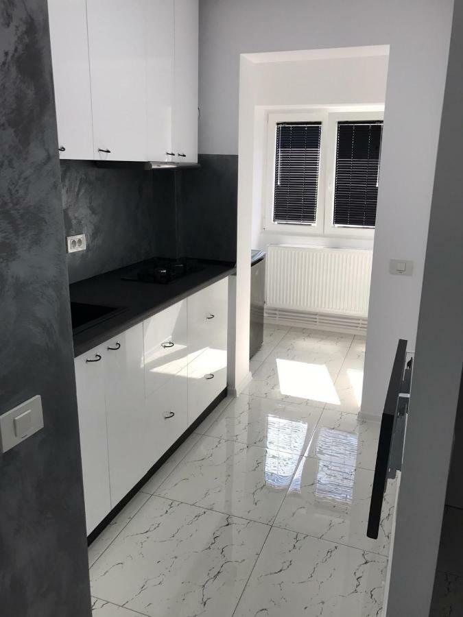Archi'S Apartament Galaţi Екстериор снимка